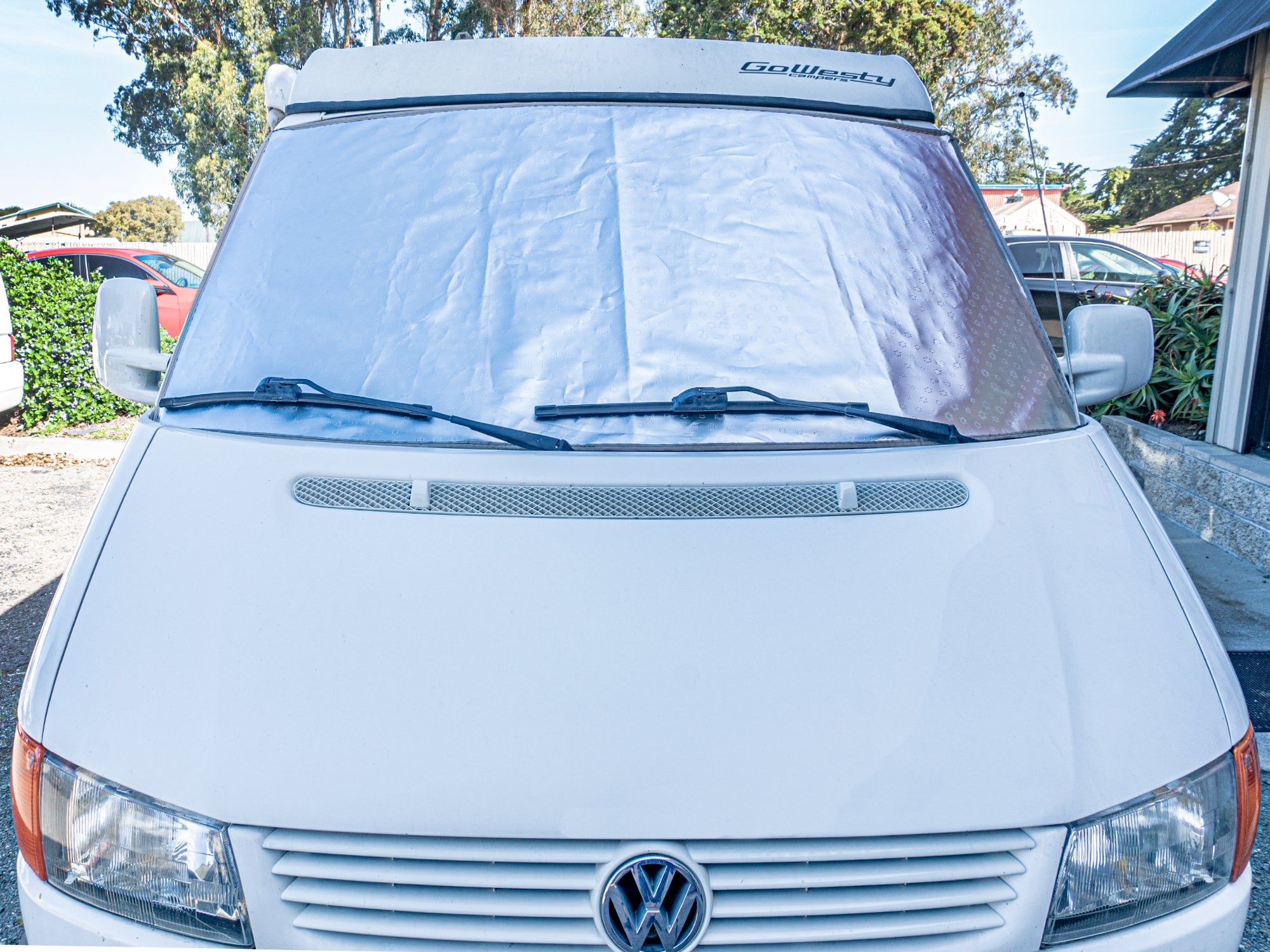 Snow & Sun Shade [Eurovan] - OVERLANDERS Outfitter