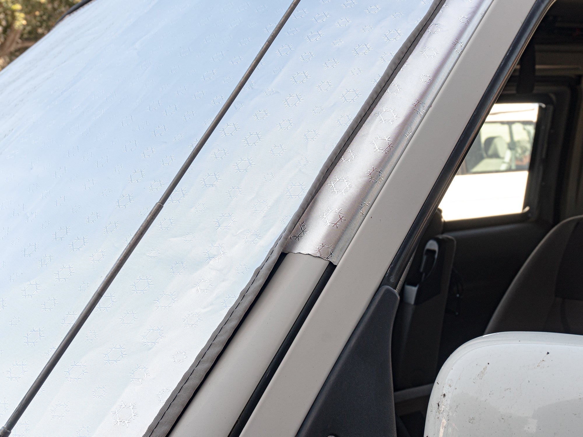 Snow & Sun Shade [Eurovan] - OVERLANDERS Outfitter