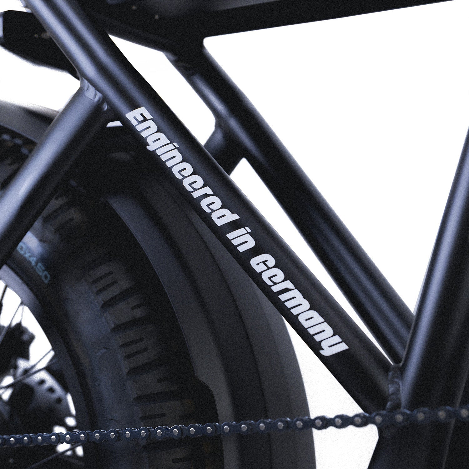 Black ZEITBIKE Super Strada RAGE sports utility e-bike with rugged frame and mountain bike features, ready for off-road adventures.
