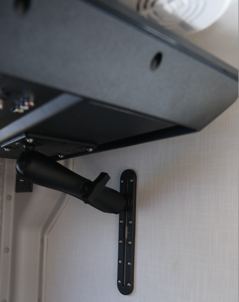 Ram TV Mount Kit - OVERLANDERS Outfitter