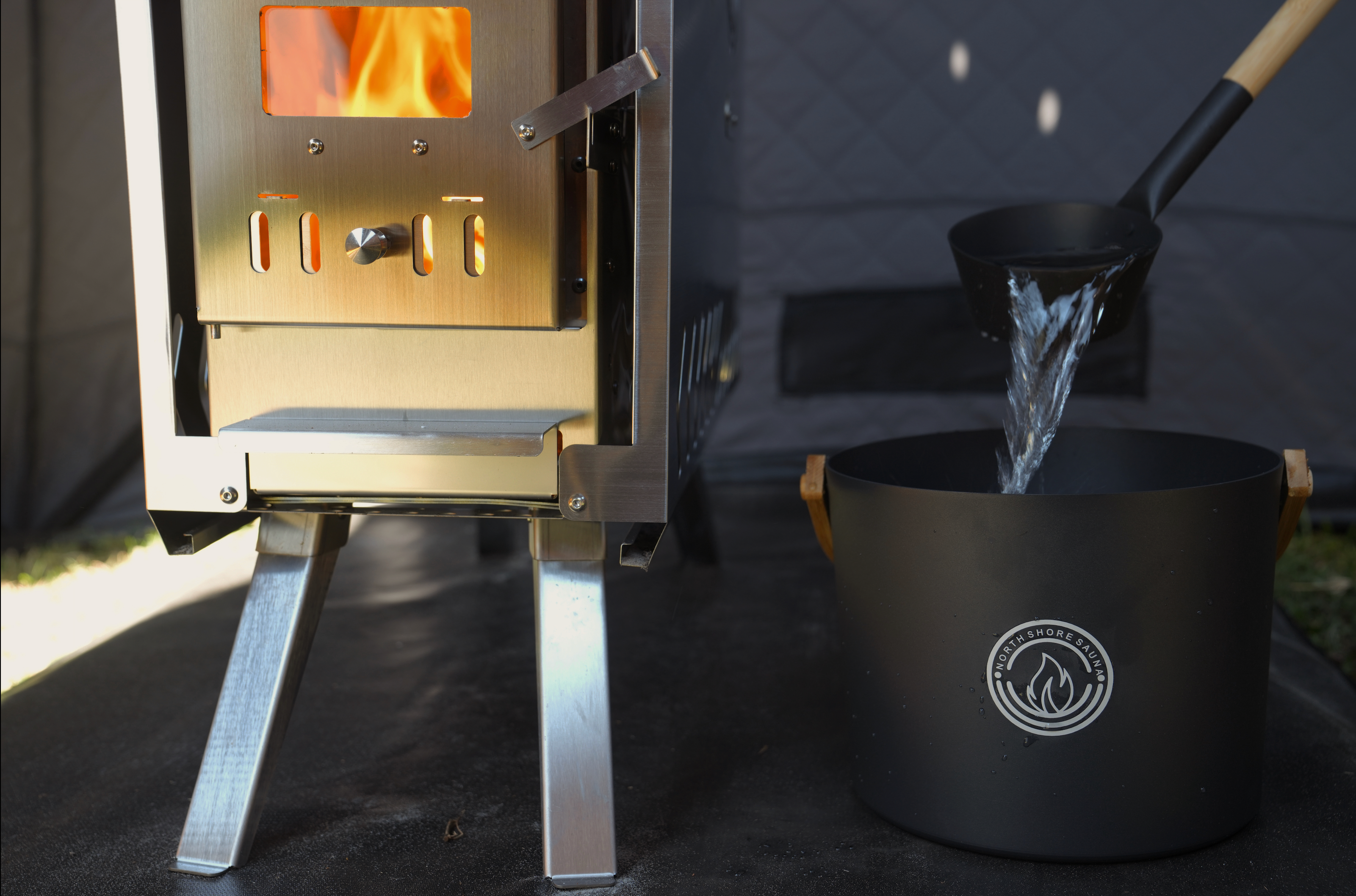 5L Black Aluminum Sauna Bucket and Ladle Set with Elegant Bamboo Handles - We The Collective