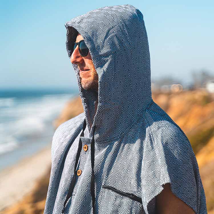 Surf Poncho Changing Robe - Lightweight Turkish Towel - OVERLANDERS Outfitter