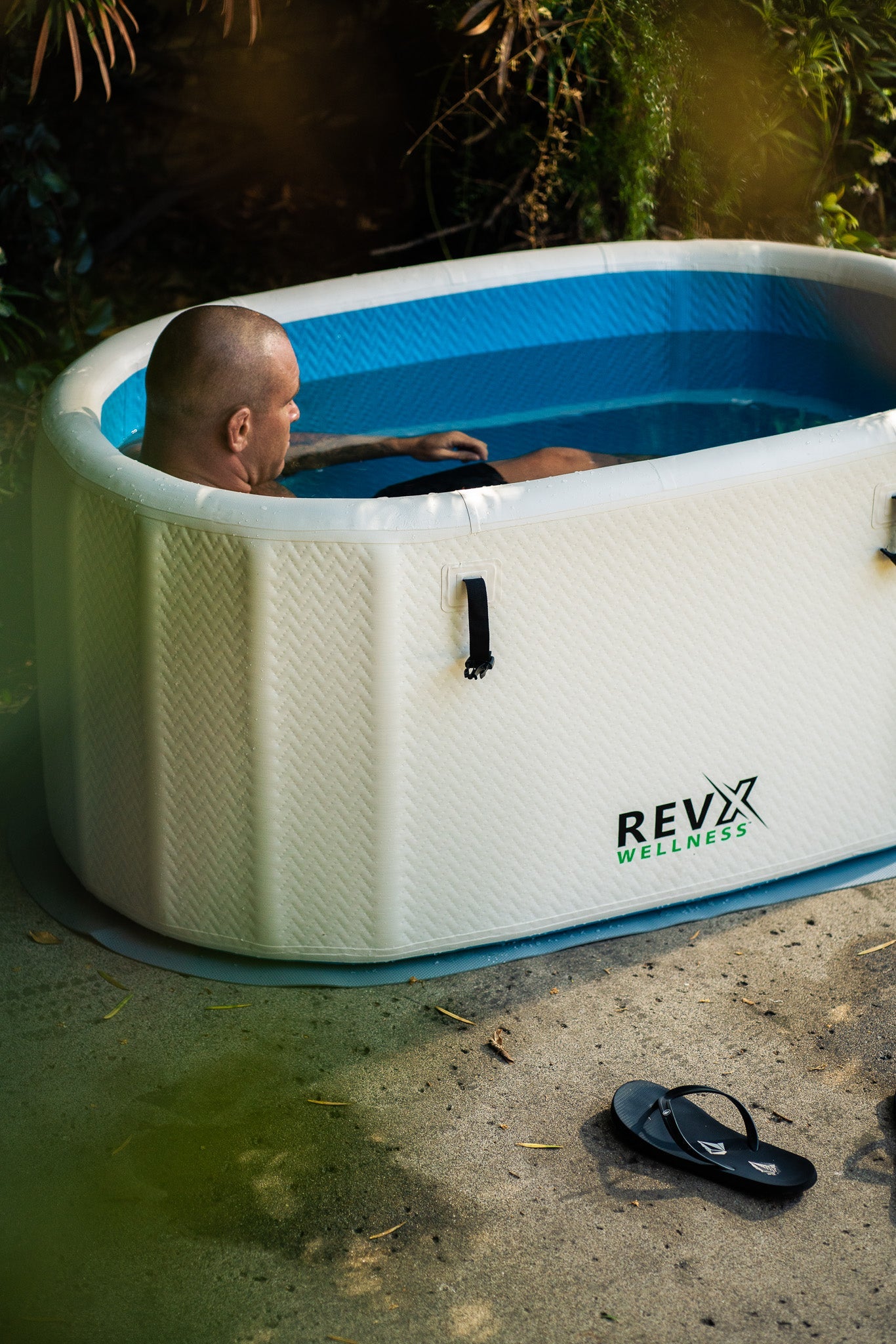 RevX Inflatable Tub Deluxe - OVERLANDERS Outfitter