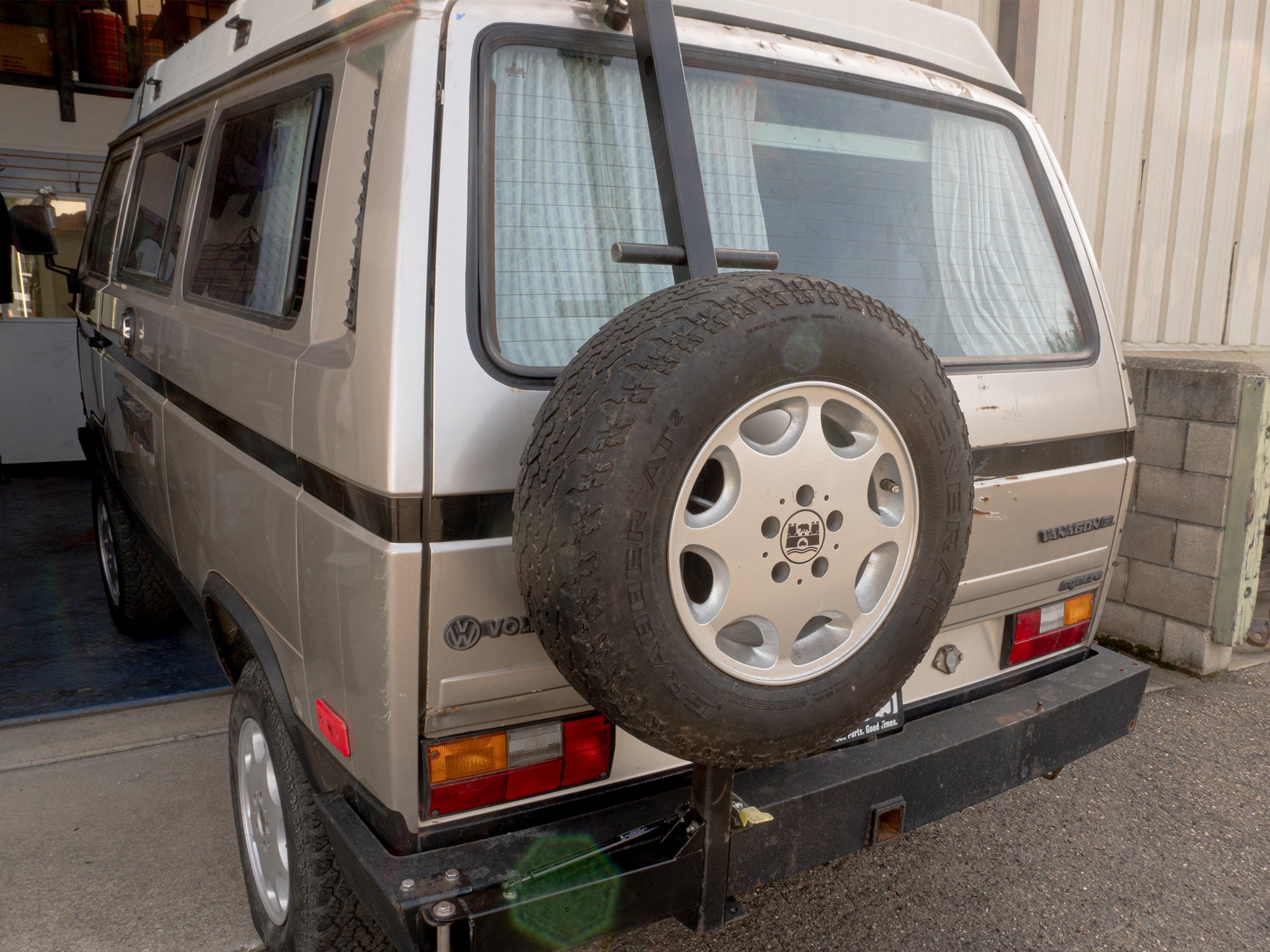 Spare Tire Mount for Universal Carrier - OVERLANDERS Outfitter