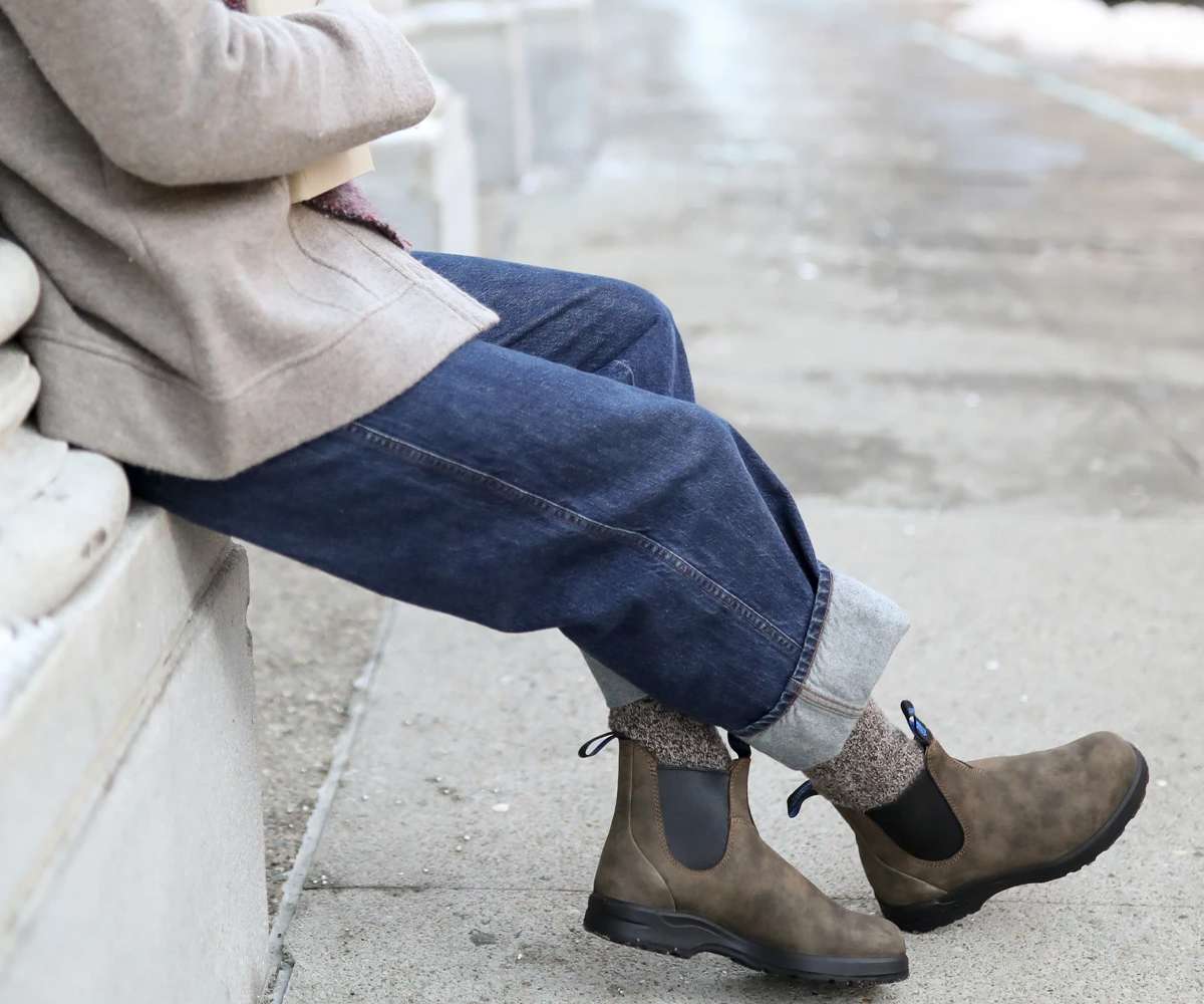 Blundstone 2242 Women's All-Terrain Thermal Chelsea Boots - RUSTIC BROWN - OVERLANDERS Outfitter