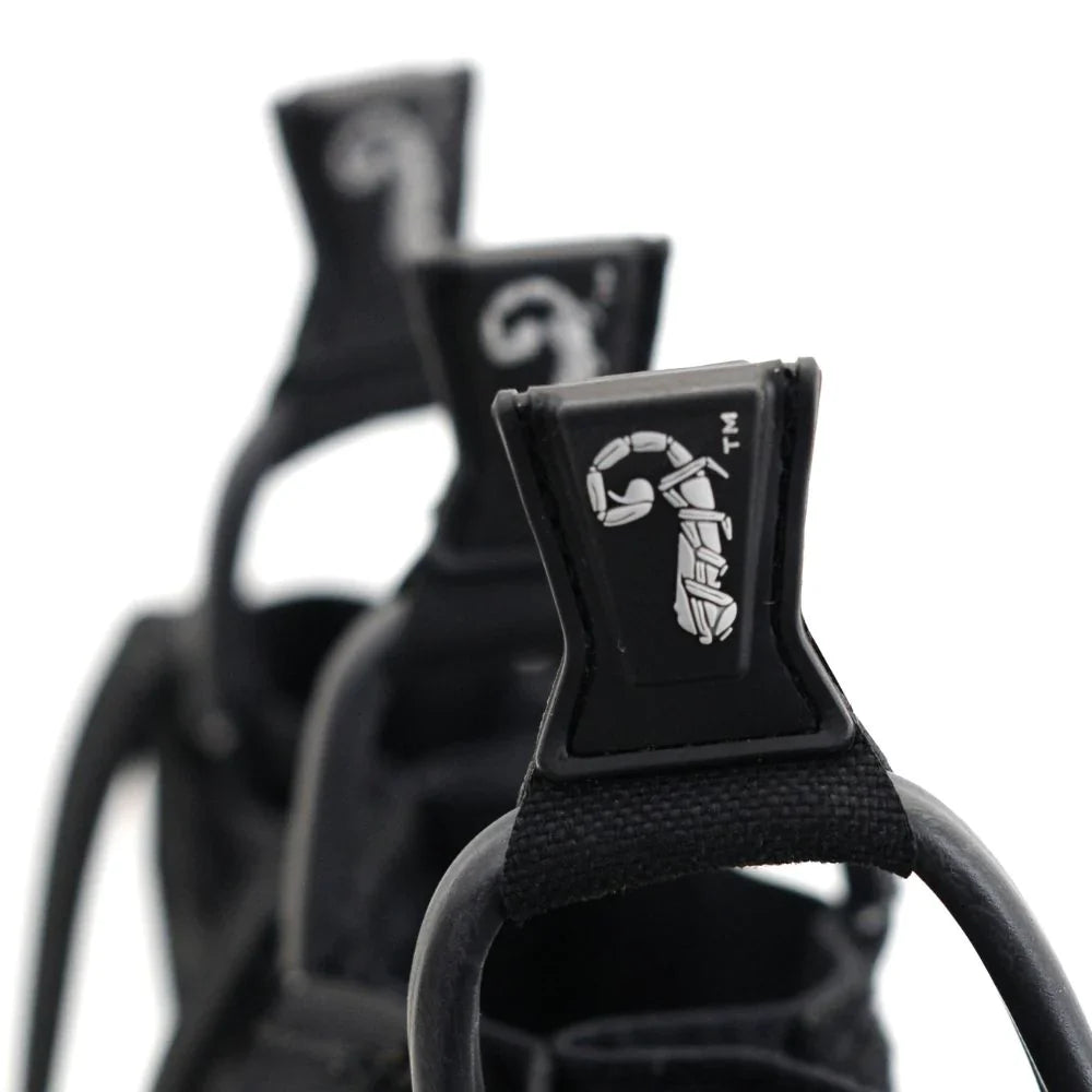 HCC Tactical AG3 Triple Mag Placard for tactical gear, displaying three magazine slots on durable tactical material.