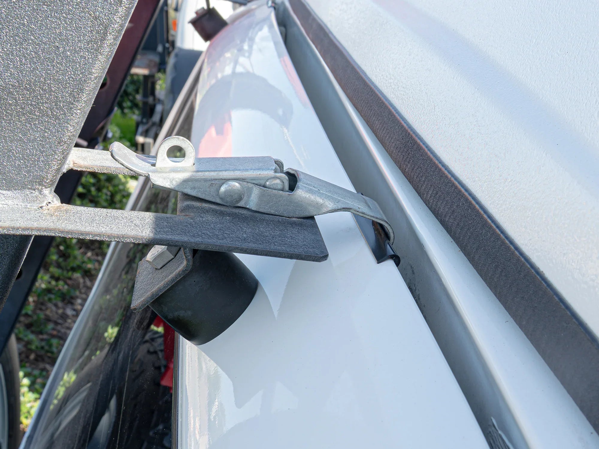 Universal Carrier for Swing-Away Arm [Vanagon] - OVERLANDERS Outfitter