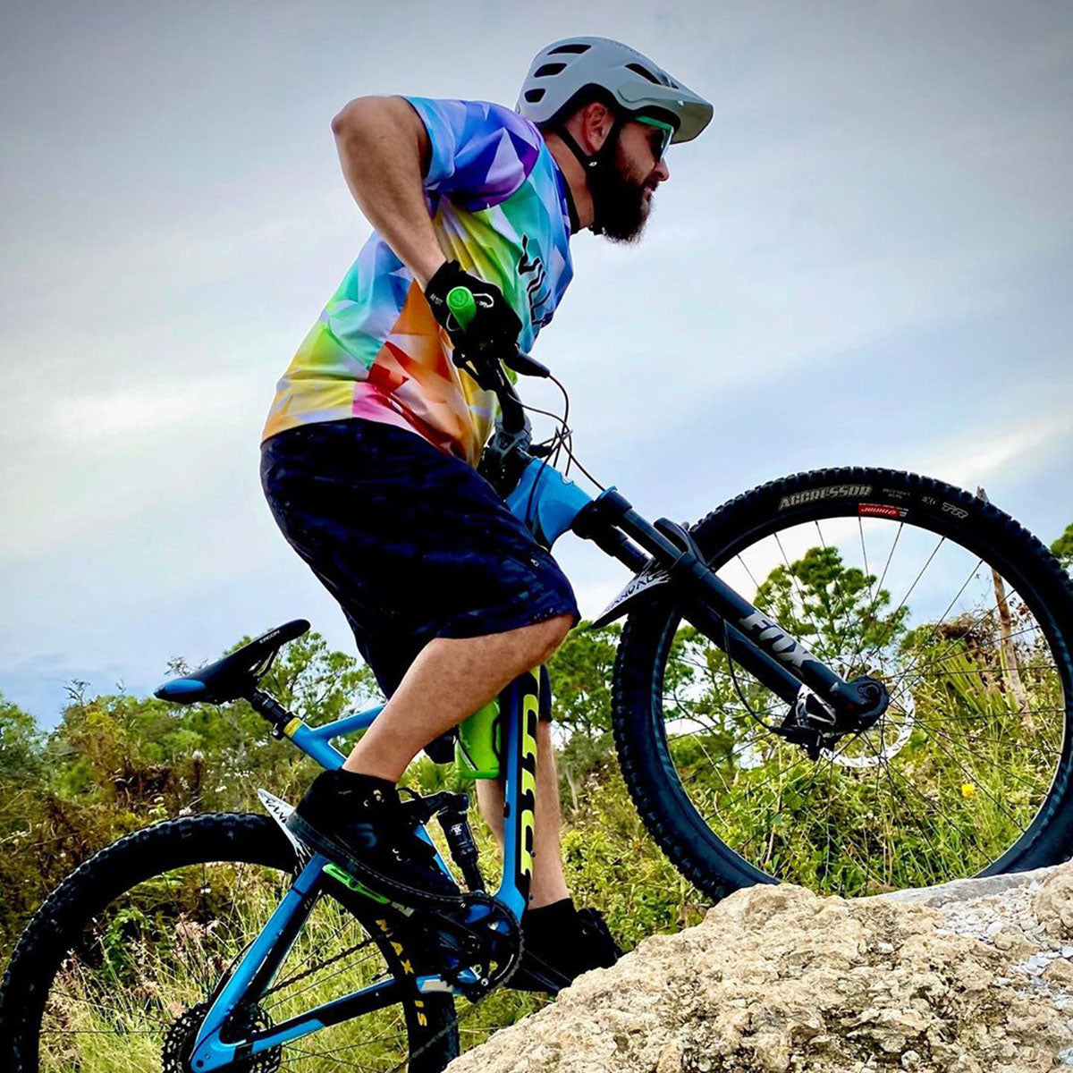 ZEITBIKE Villain Arrest 1st Offense MTB grips in black with textured surface and ergonomic design for mountain biking comfort.