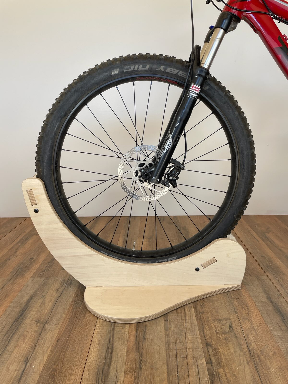 THE WHEELIE bike stand - OVERLANDERS Outfitter