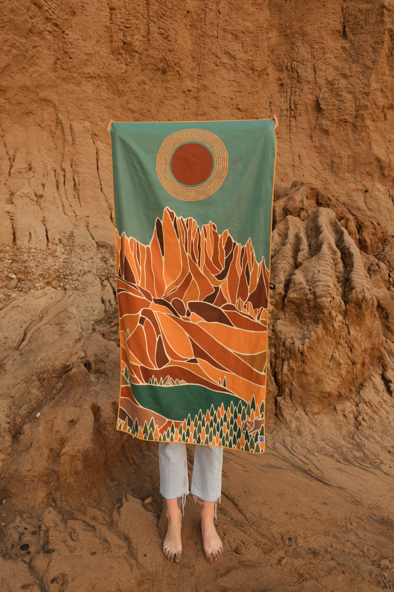 Alpenglow Wander Towel - OVERLANDERS Outfitter