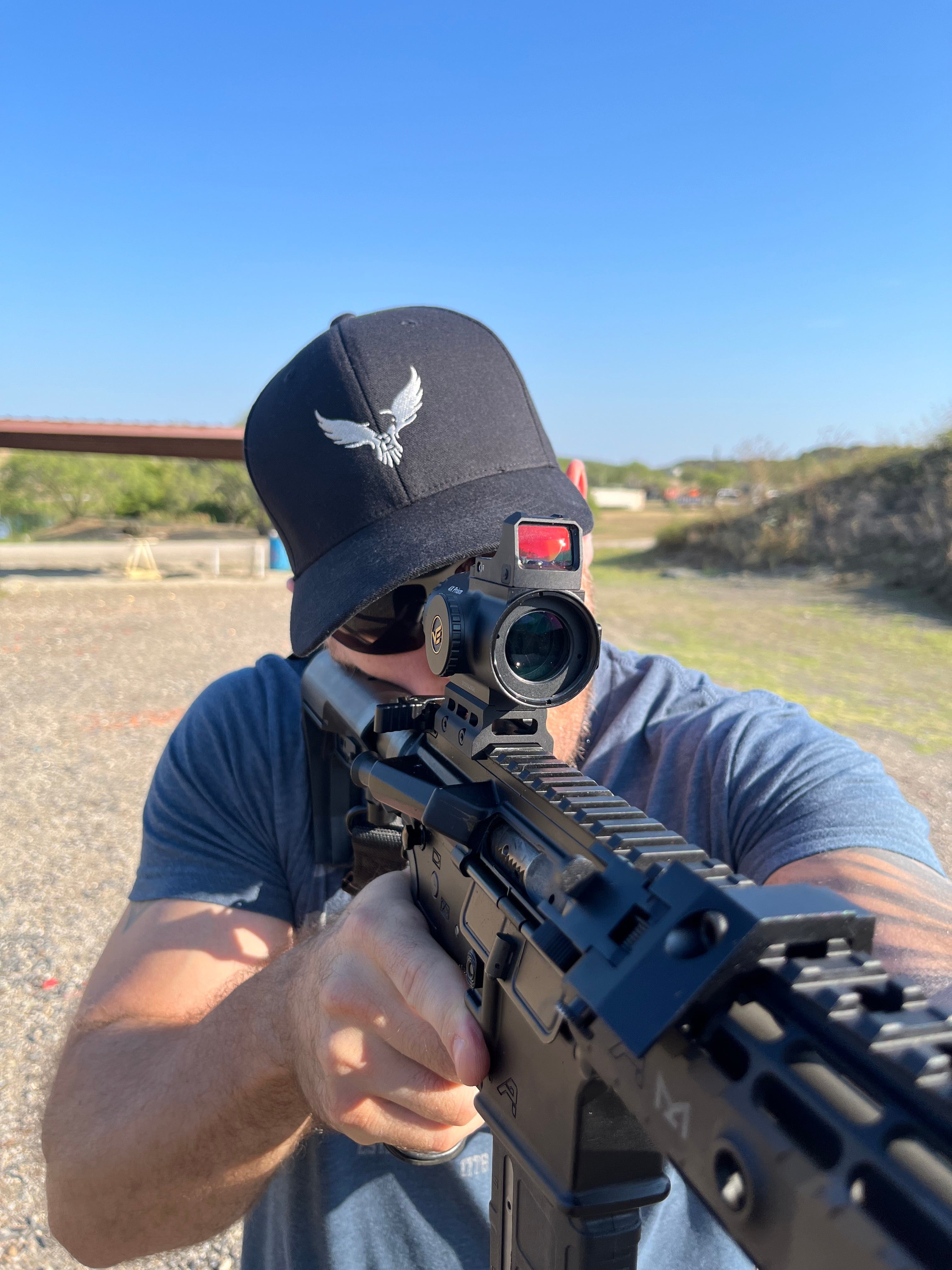 SFT2 Tactical minimalist cap in neutral color, lightweight design, and casual style, suitable for everyday wear.