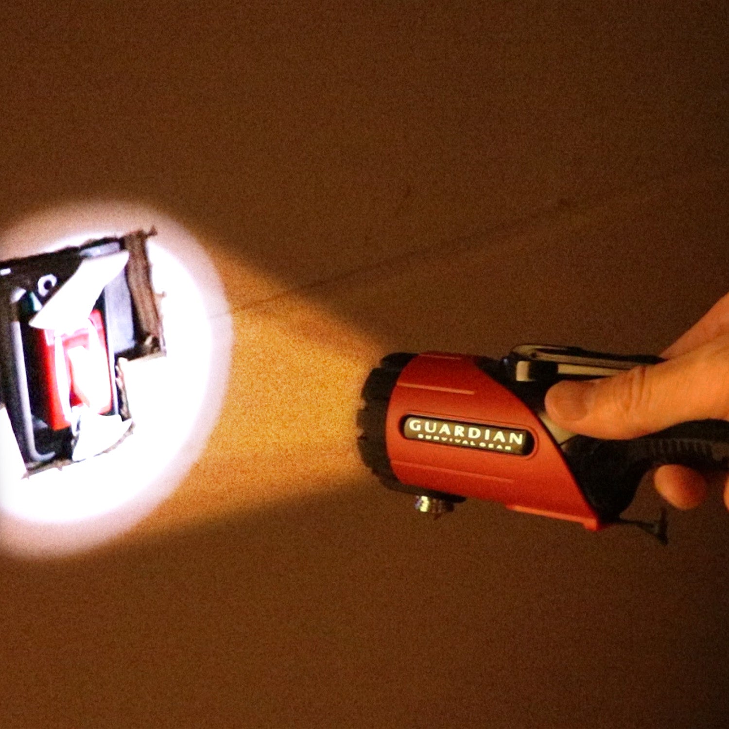 Auto Guardian | 7-in-1 Dynamo Emergency Flashlight & Vehicle Escape Tool - OVERLANDERS Outfitter