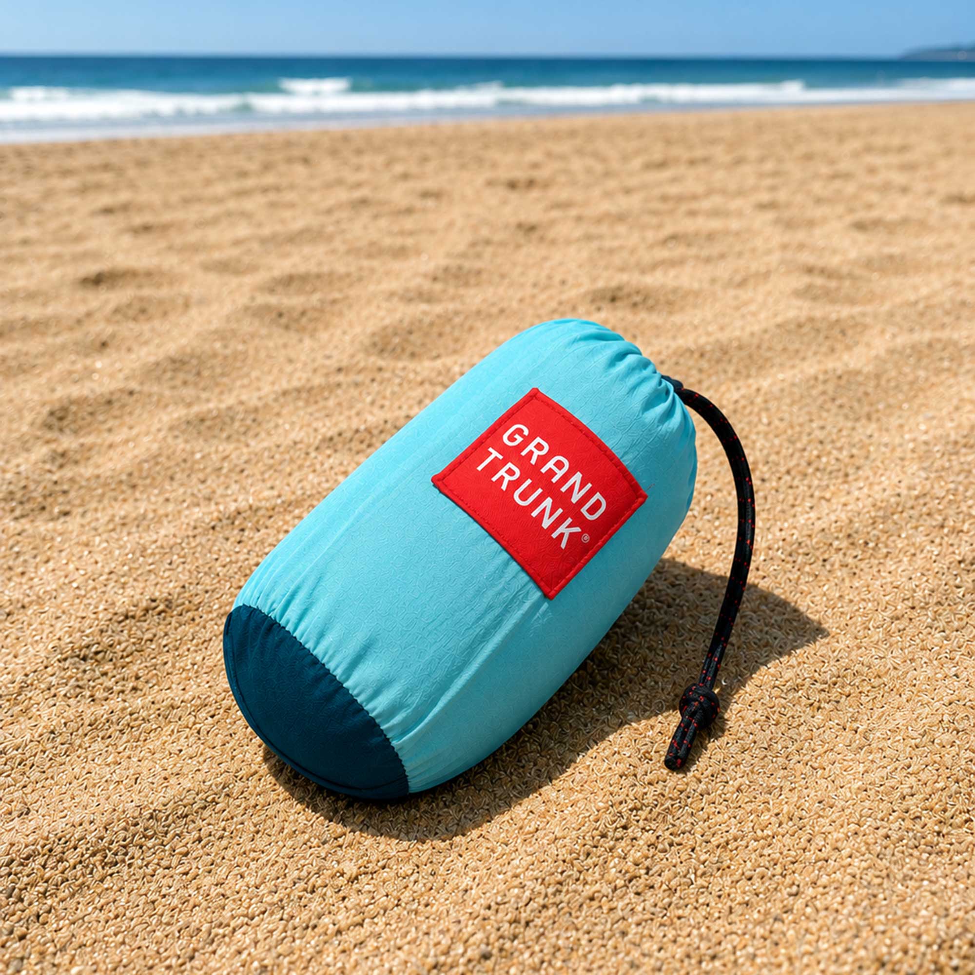 Parasheet® Beach Blanket - OVERLANDERS Outfitter