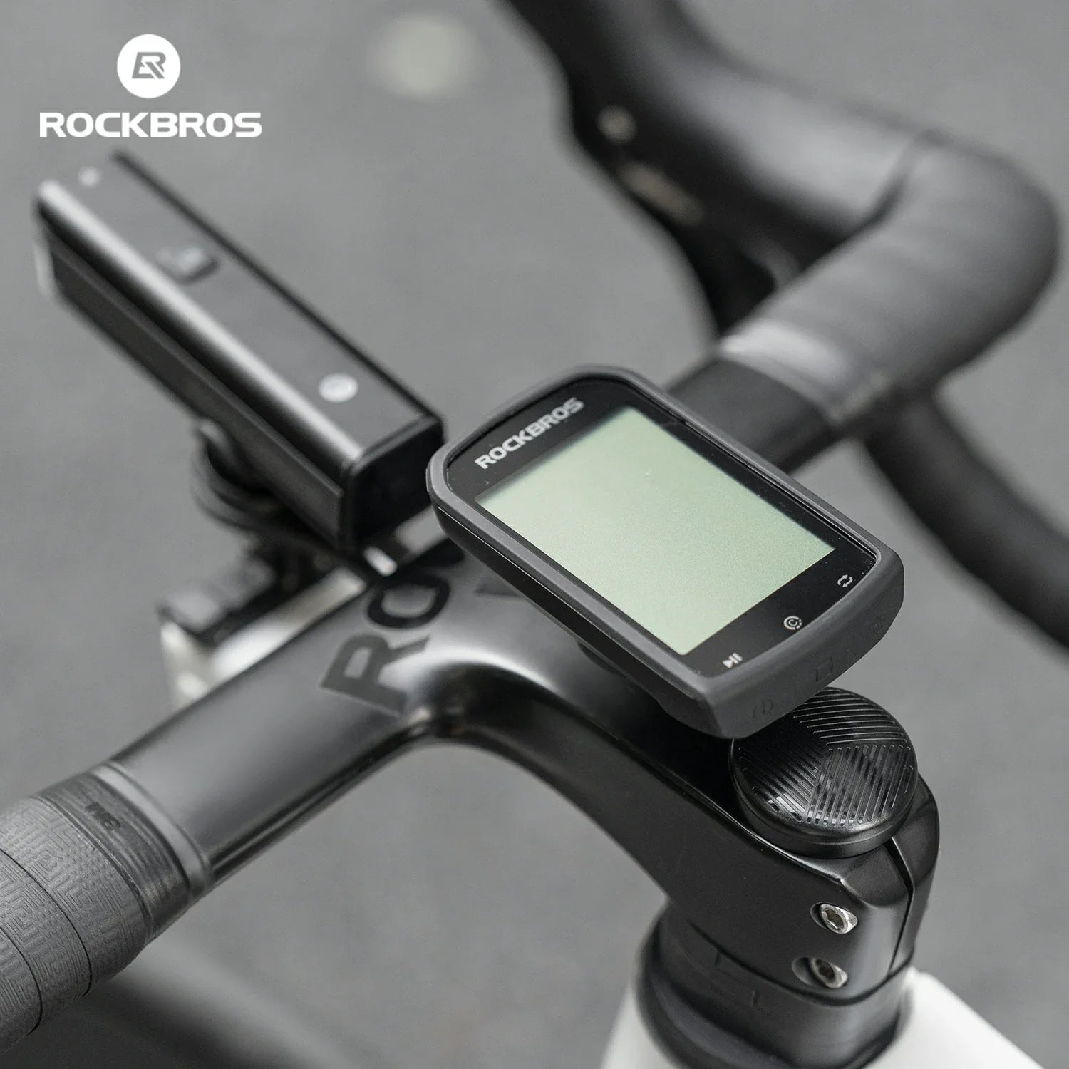 Close-up of ROCKBROS-US adjustable headset cap bike computer mount showing secure attachment and detailed design.