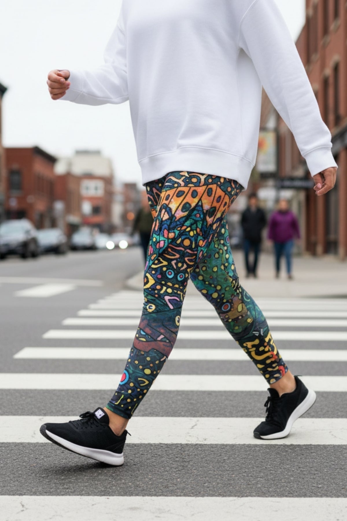 FisheWear Brookie Signature Leggings in black with subtle logo detail, stretchy fabric, and comfortable fit for active wear.