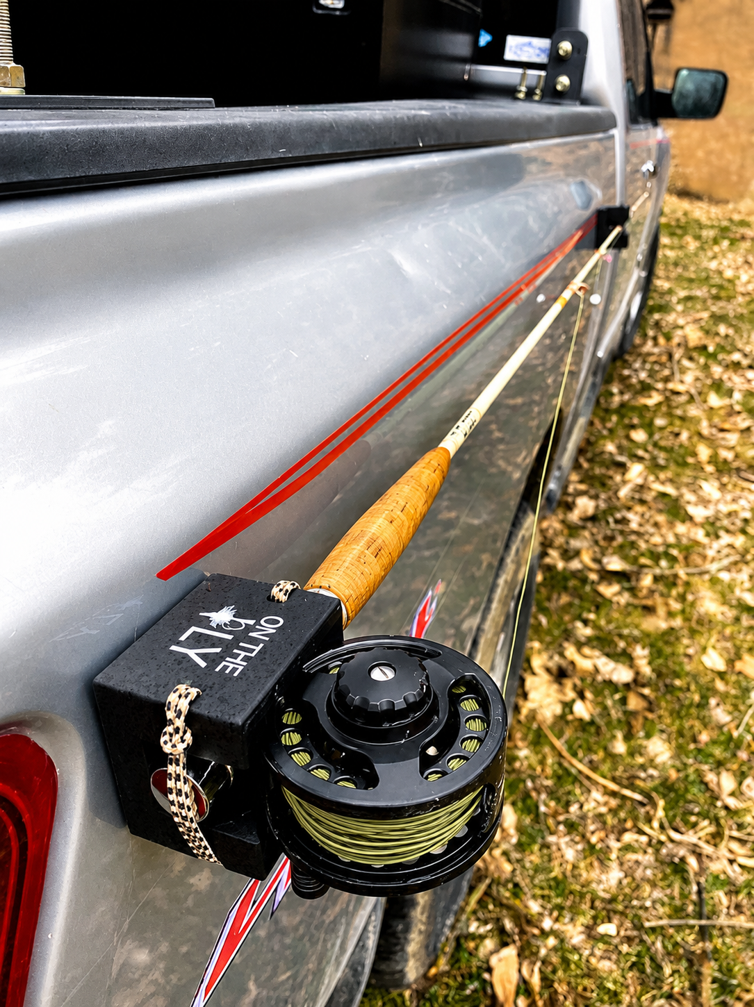 ON THE FLY  / Magnetic Rod Holder - OVERLANDERS Outfitter