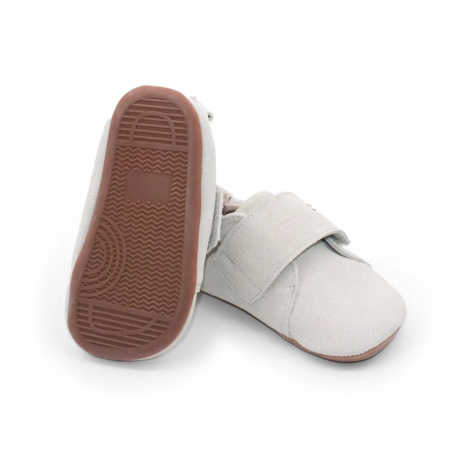 Light gray Bearfoot Cub SV Cloud toddler shoe with soft, breathable fabric and flexible sole for comfortable early walking.