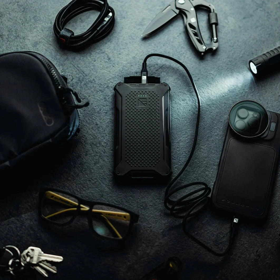 DARK ENERGY Poseidon Pro Indestructible Charger - OVERLANDERS Outfitter