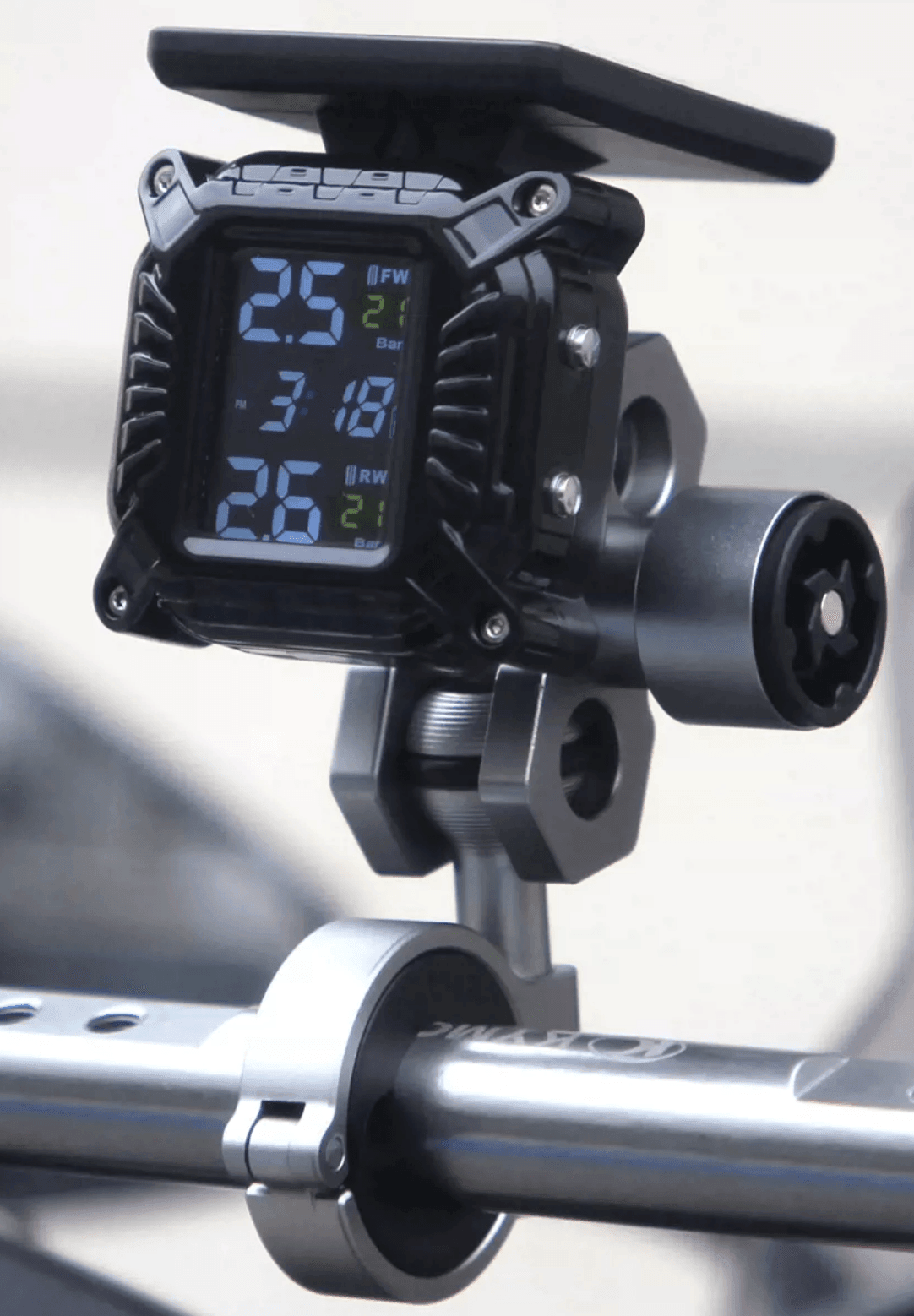 DX™ Solar Power Motorcycle Tire Pressure/Temperature Monitor - OVERLANDERS Outfitter
