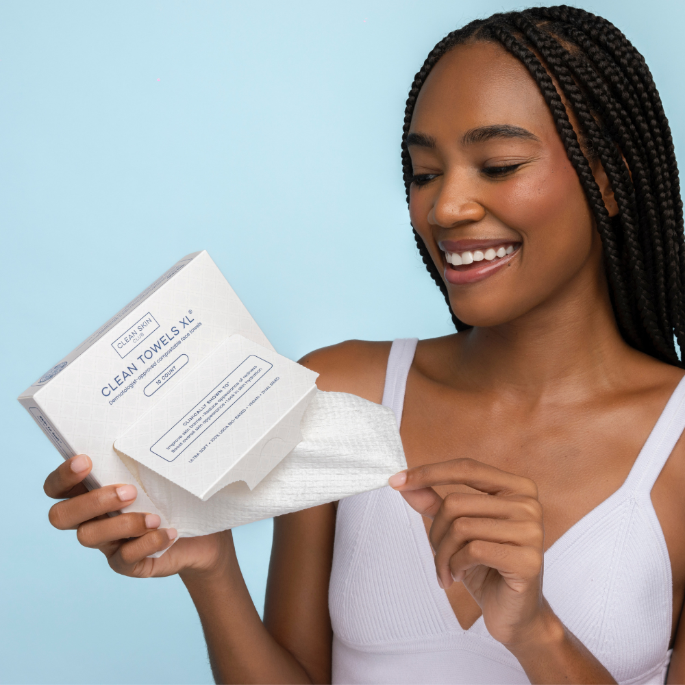 Alpenglow Clean Towels XL™ disposable face towels in a pack of 10, showcasing soft and absorbent fabric.