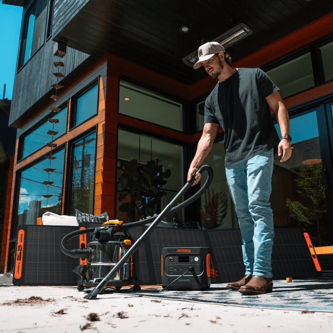 Jackery Solar Generator  2000 v2 - OVERLANDERS Outfitter