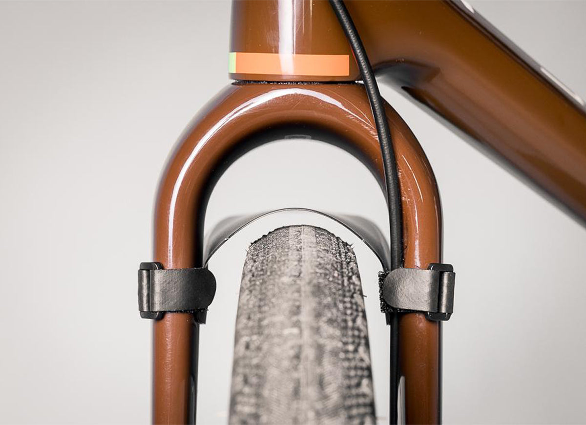 ZEITBIKE ASS SAVERS Mudder Mini front fender in black for 32-55mm bike forks, lightweight mud and dirt protection.