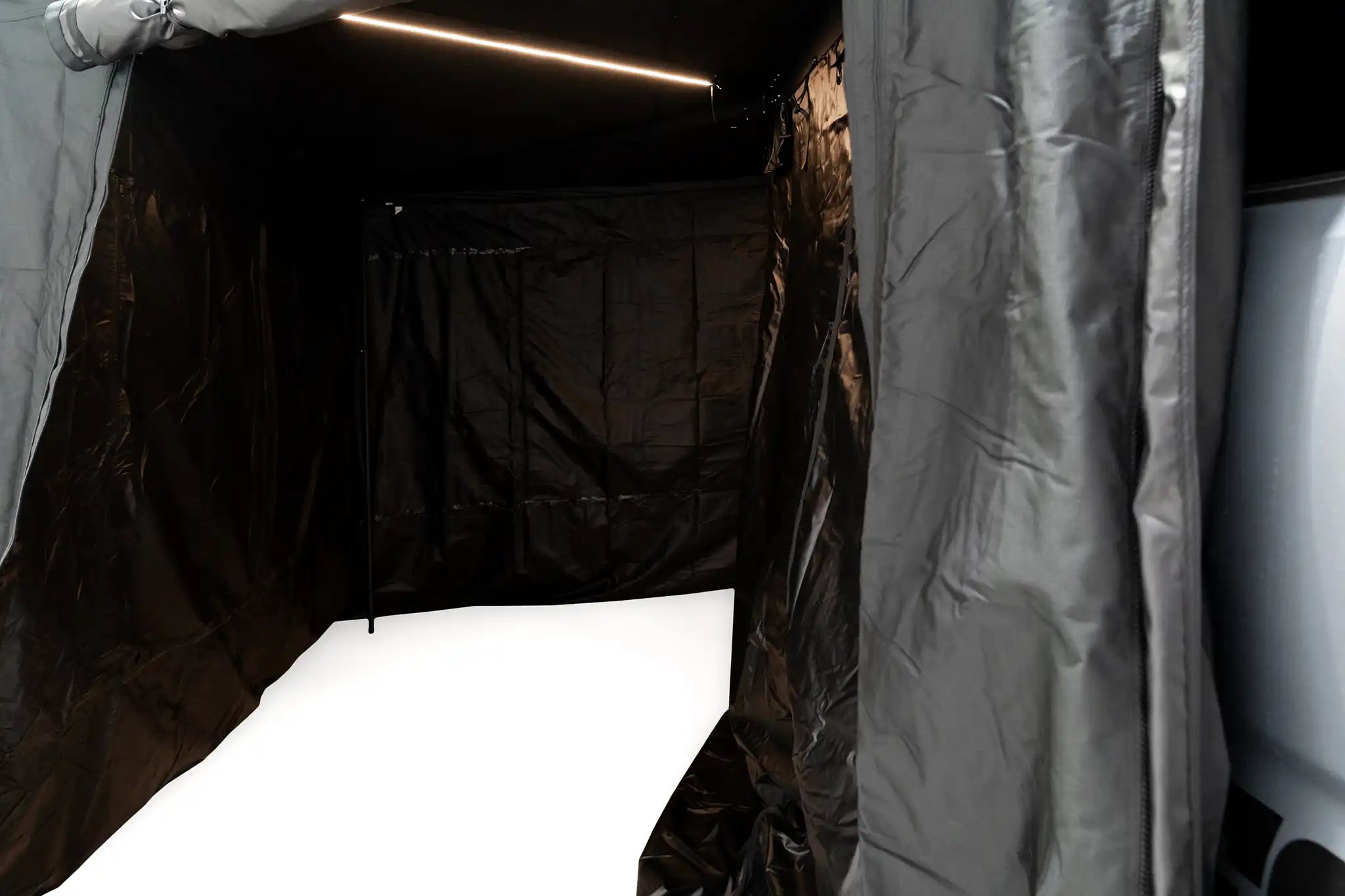 Freespirit Recreation 270 Awning Walls V2 with windows closed, showcasing durable fabric and sturdy design.