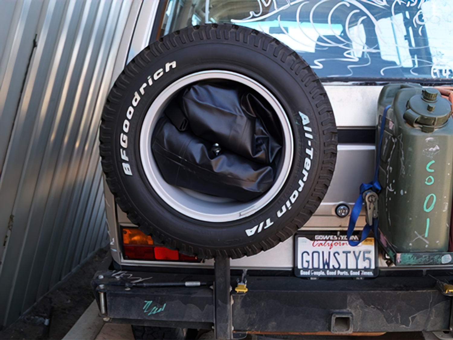 Reverse Spare Tire Carrier Storage Kit - OVERLANDERS Outfitter