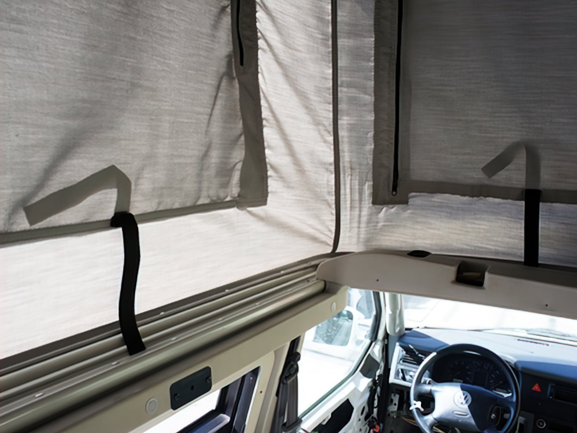 Pop-Top Tent (Acrylic) [Eurovan Winnebago] - OVERLANDERS Outfitter