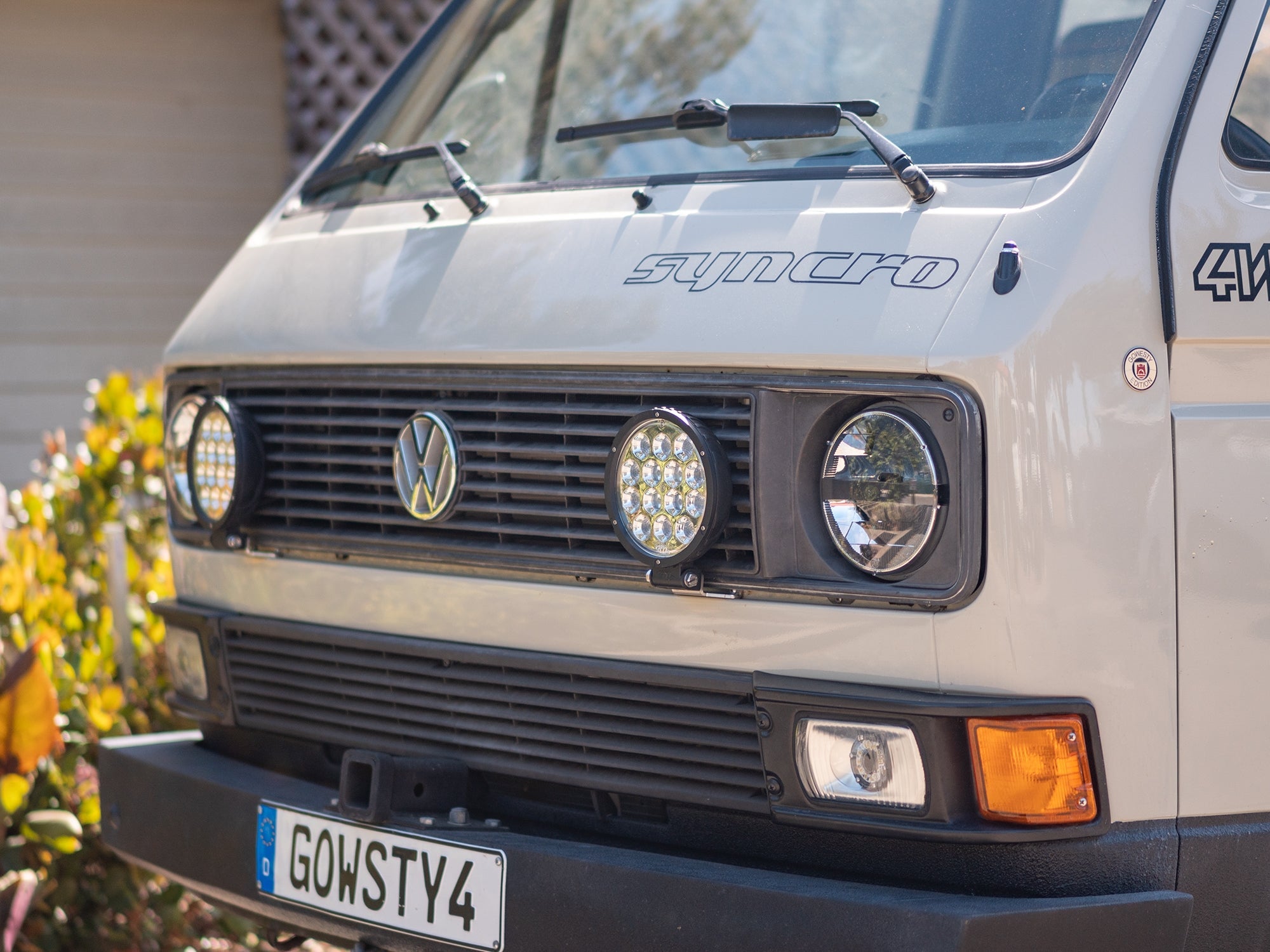 Auxiliary Light Mounting Brackets - OVERLANDERS Outfitter