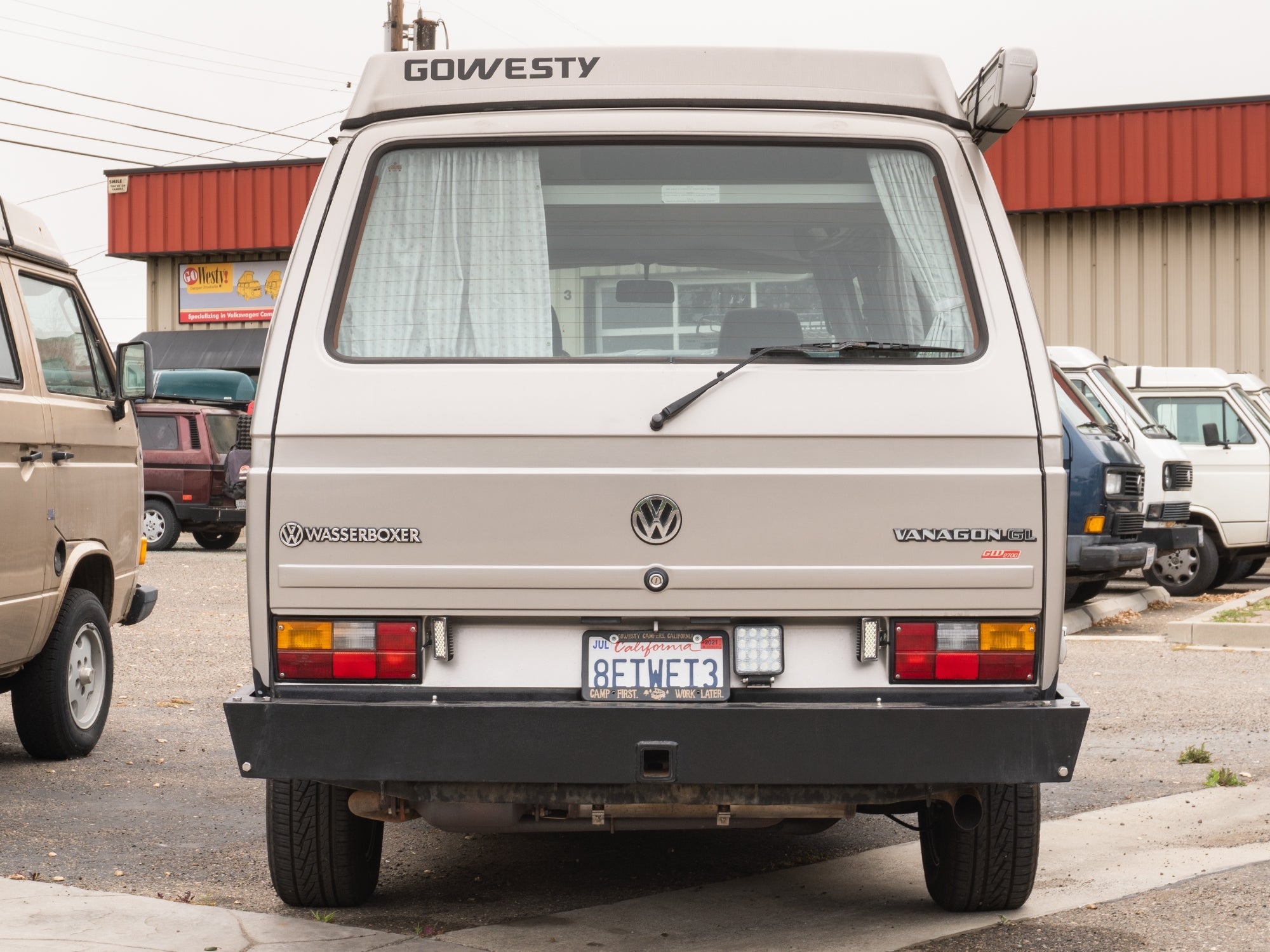 GoWesty Wasserboxer emblem with black and white design, featuring the Volkswagen logo and the Wasserboxer text.