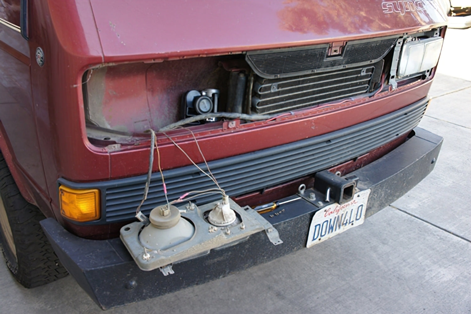 GoWesty Air Horn Kit bundle with multiple durable air horns and mounting hardware shown in the image.