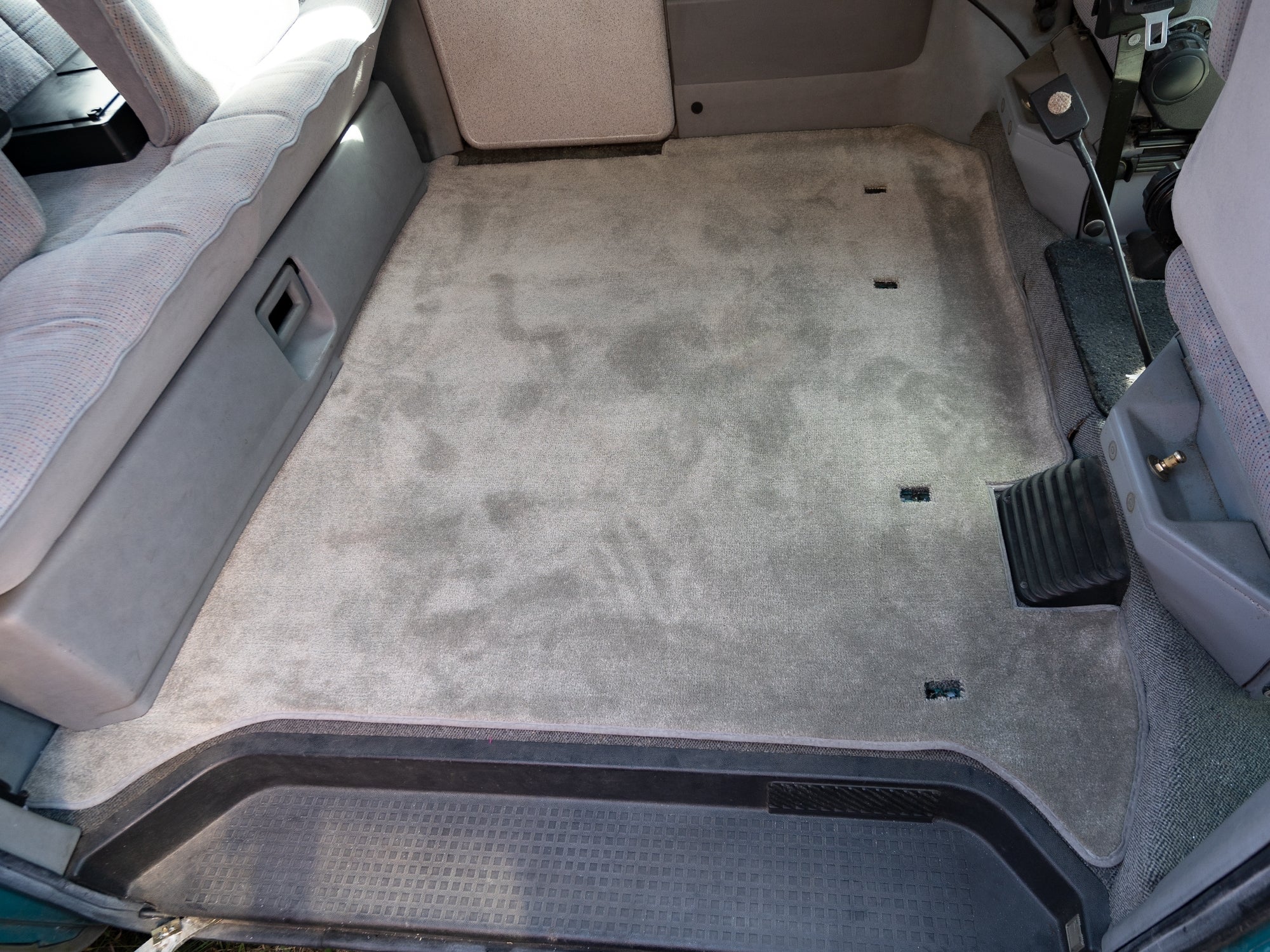Carpet Mat - Passenger Area [Eurovan MV Hardtop] - OVERLANDERS Outfitter