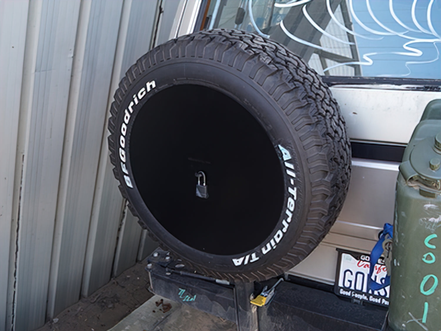 Reverse Spare Tire Carrier Storage Kit - OVERLANDERS Outfitter