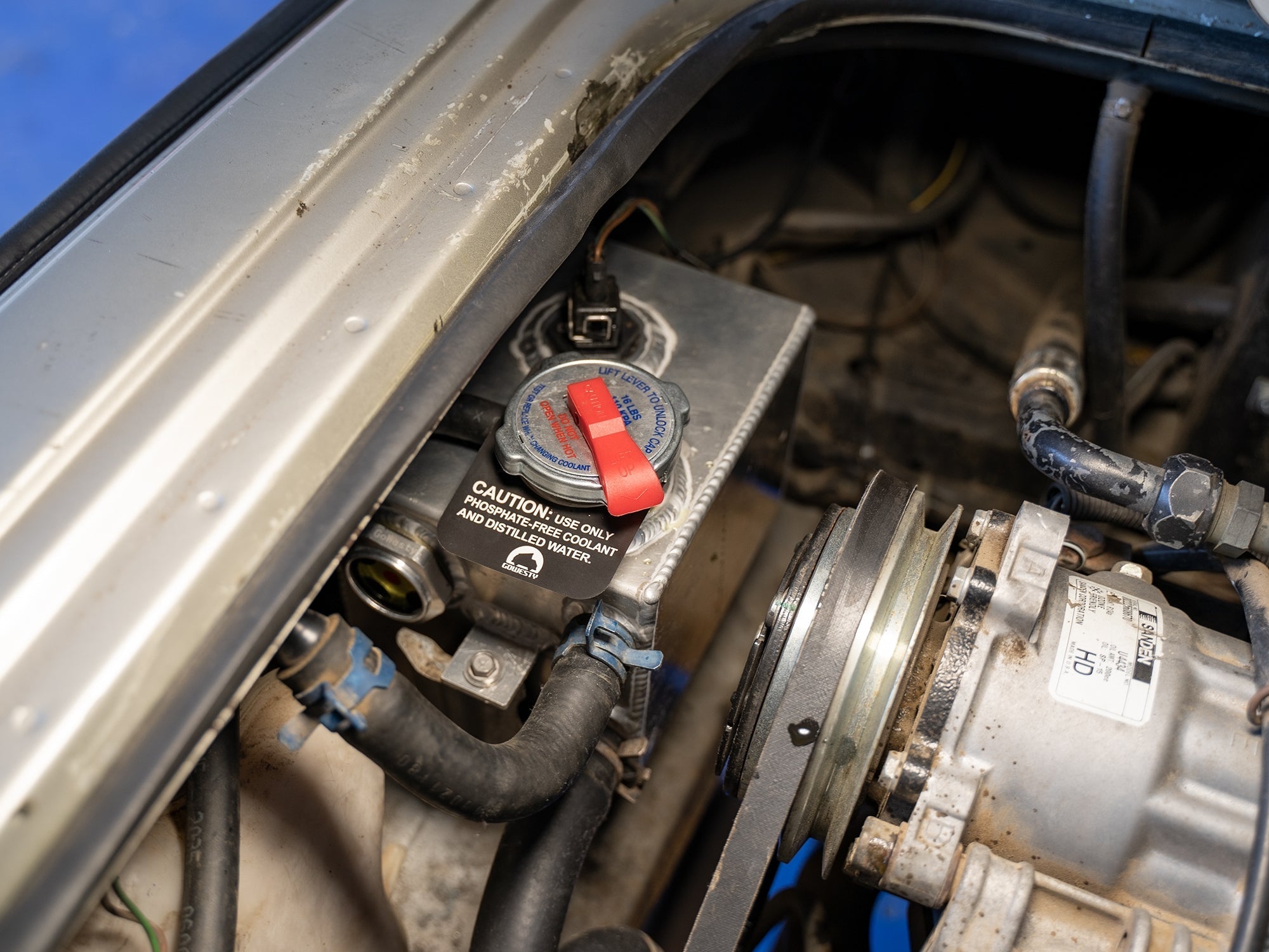 Coolant Warning Tag (Coolant Expansion Tank)[Vanagon] - OVERLANDERS Outfitter