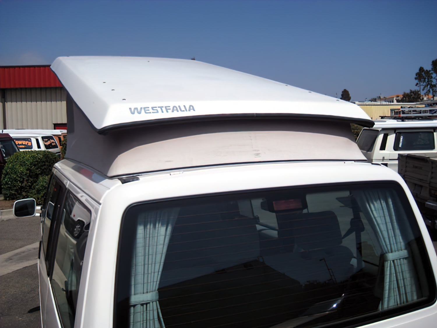 Weekender Westfalia Decal [Eurovan] - OVERLANDERS Outfitter