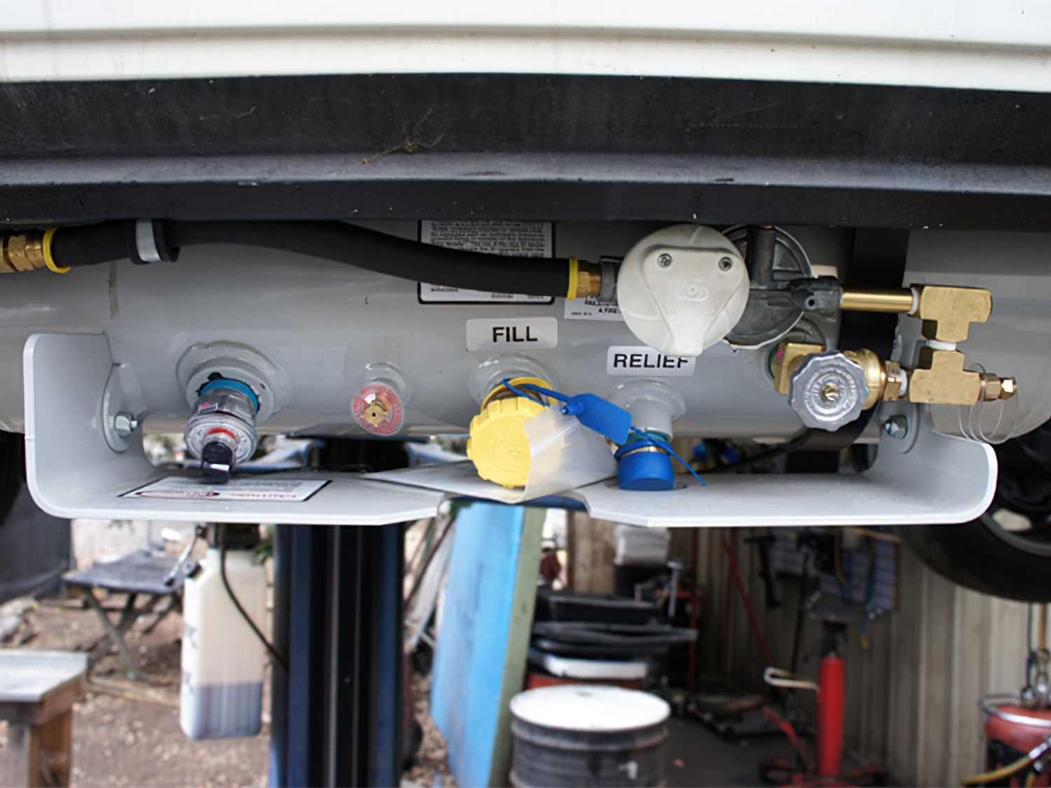 Larger Capacity LP Tank w/Level Indicator - OVERLANDERS Outfitter