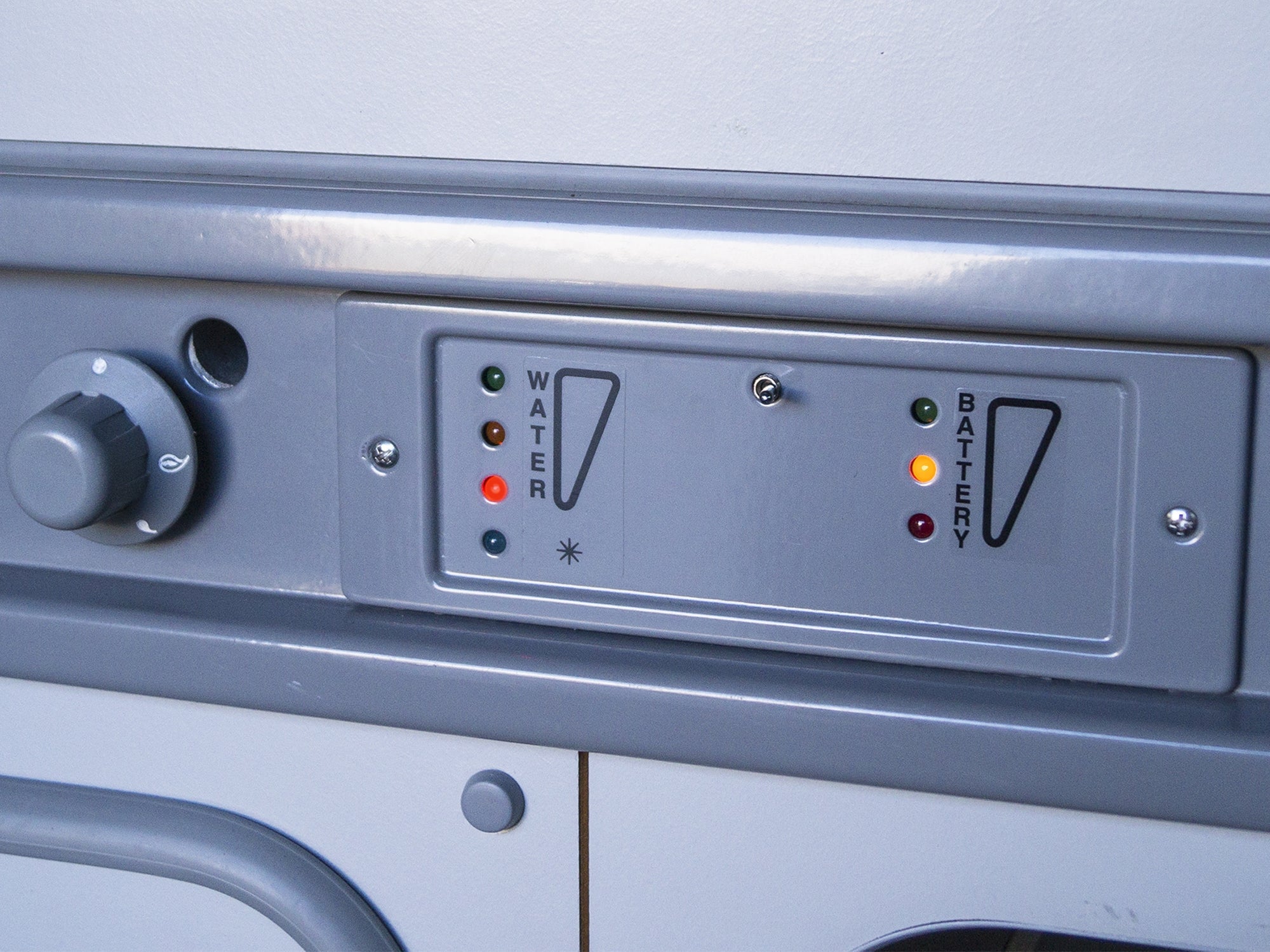LED Monitor Panel [Vanagon Westfalia] - OVERLANDERS Outfitter