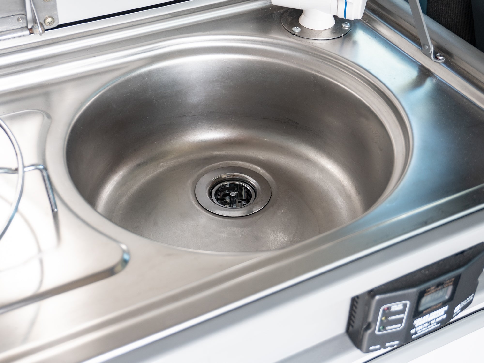 Sink Drain & Strainer - OVERLANDERS Outfitter