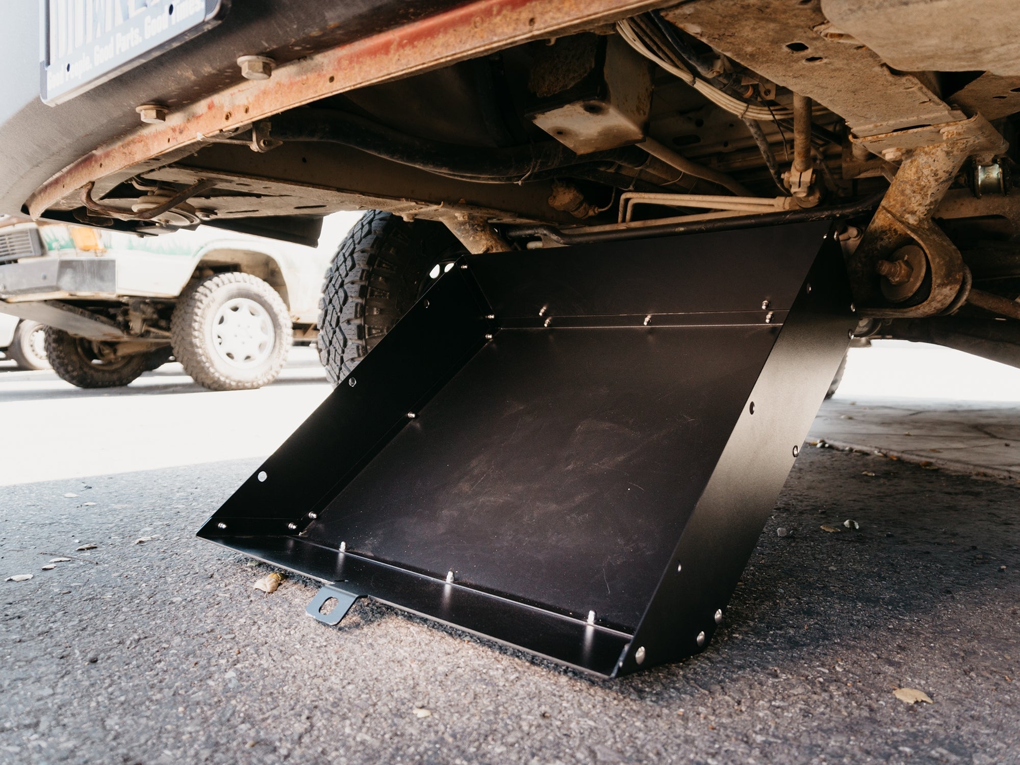Storage Box for Spare Tire Location [Vanagon] - OVERLANDERS Outfitter