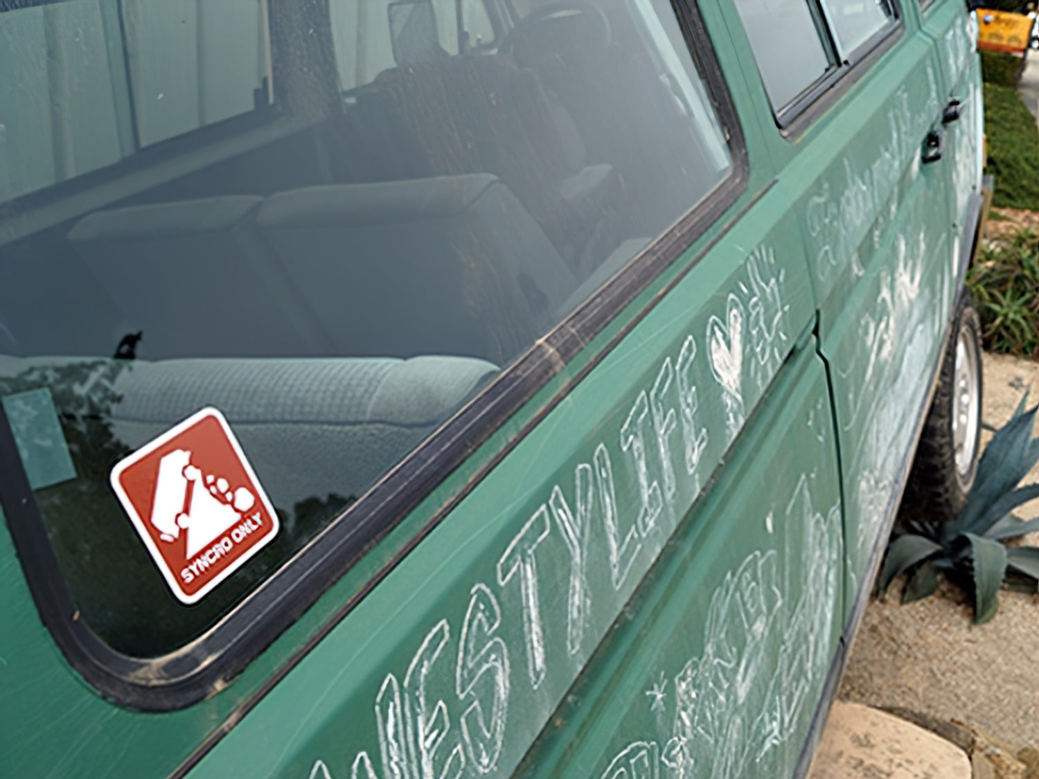 Syncro Only Sticker - OVERLANDERS Outfitter