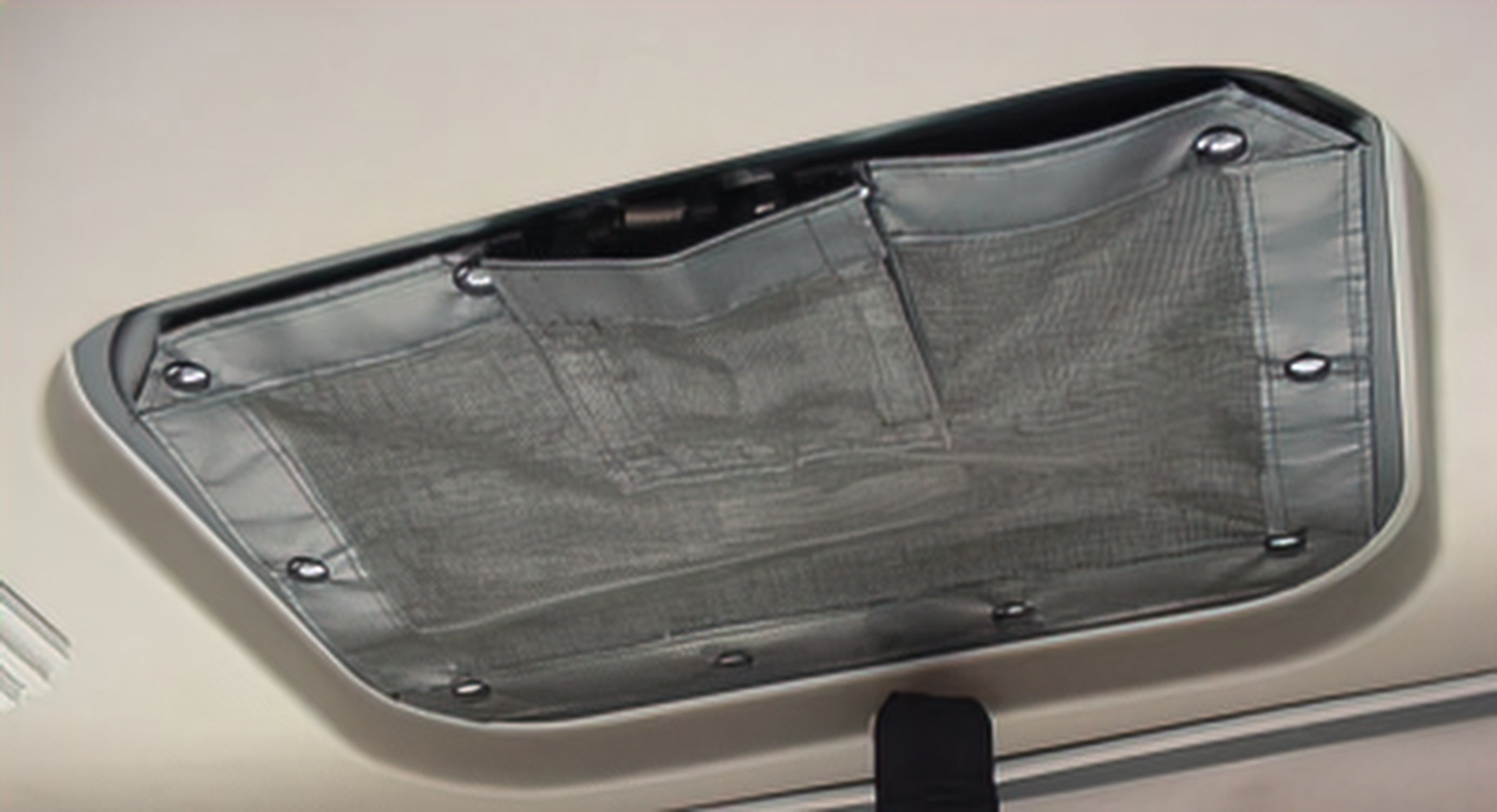 Skylight Screen [Winnebago] - OVERLANDERS Outfitter