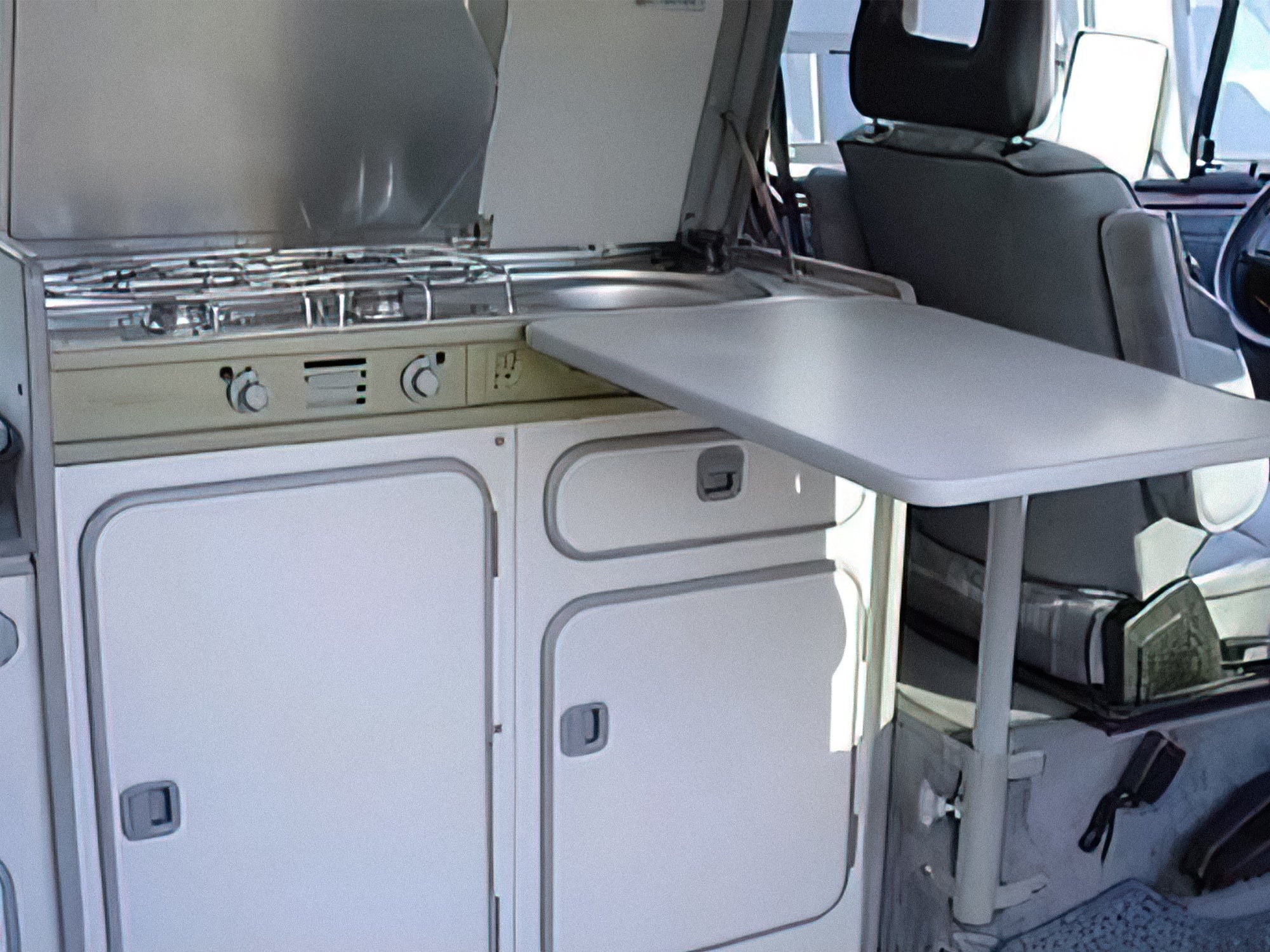 Front Table and Leg Set [Vanagon Westfalia] - OVERLANDERS Outfitter
