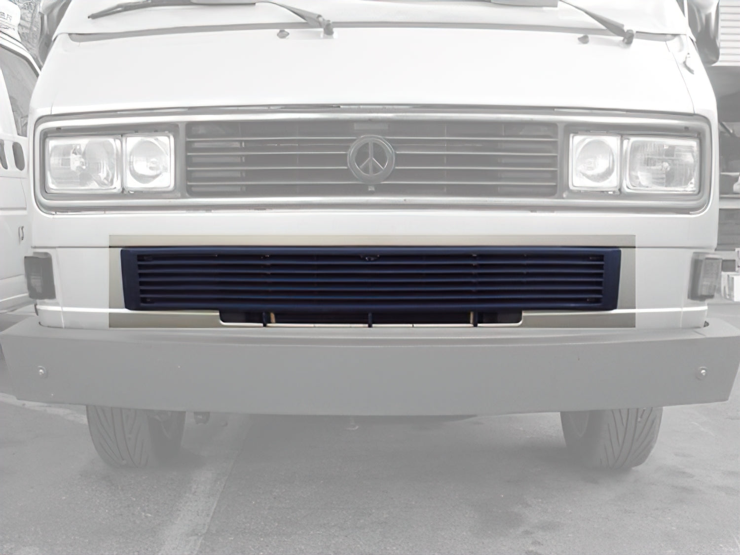 Front Lower Air Grille [Vanagon] - OVERLANDERS Outfitter