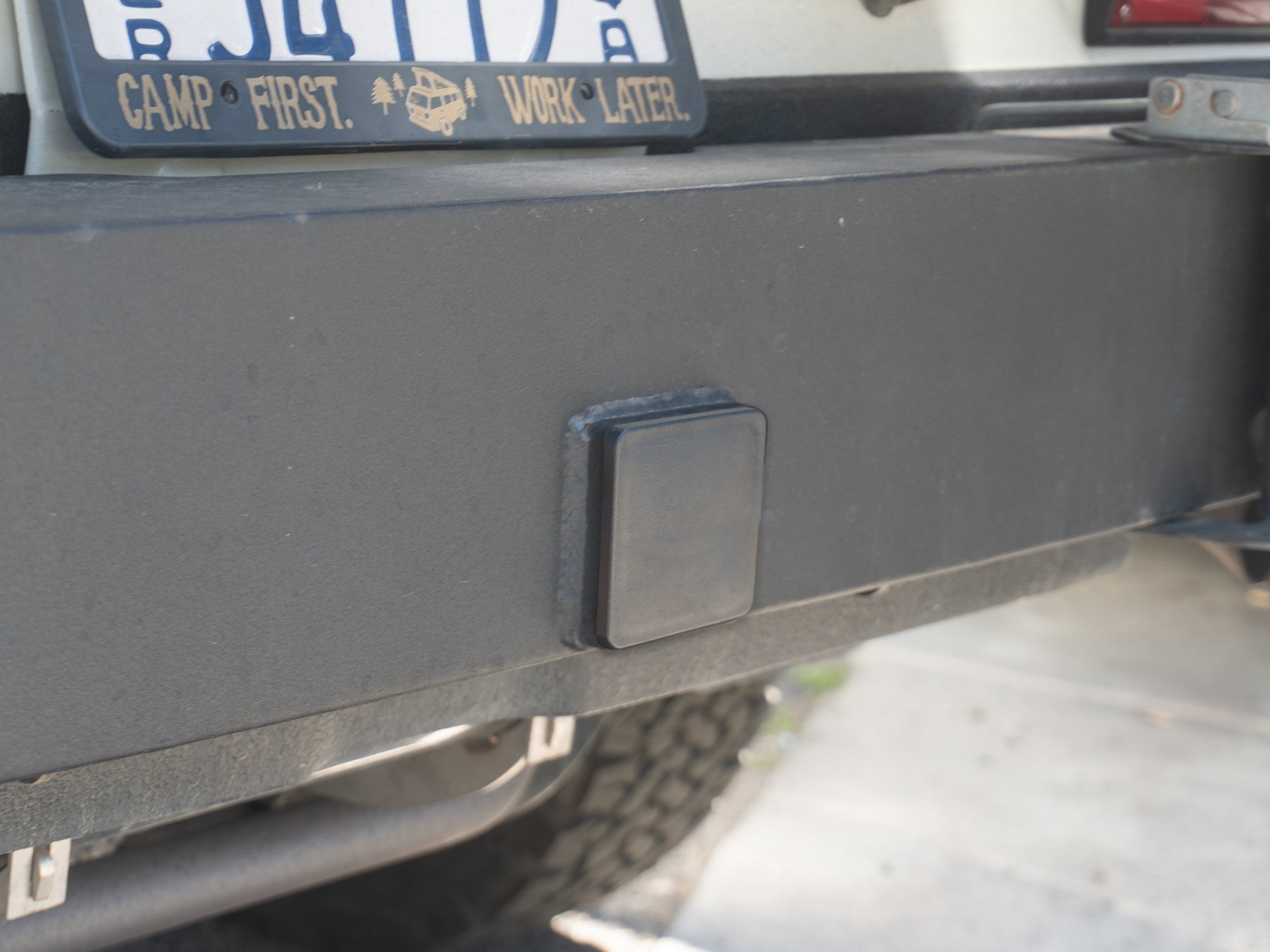 Black Square Snap in Hitch Hole Cap - OVERLANDERS Outfitter
