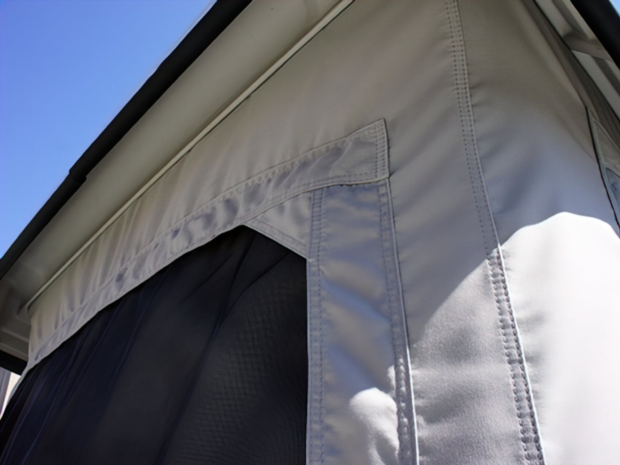 Pop-Top Tent (Acrylic) [Eurovan Winnebago] - OVERLANDERS Outfitter