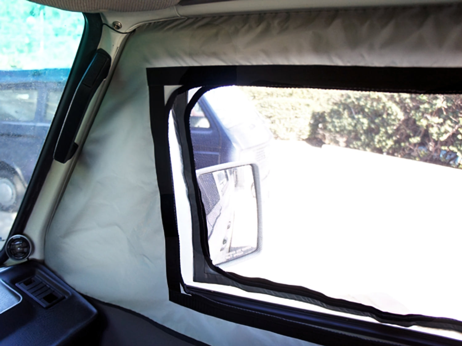 Front Door Window Screen Set [Vanagon] - OVERLANDERS Outfitter