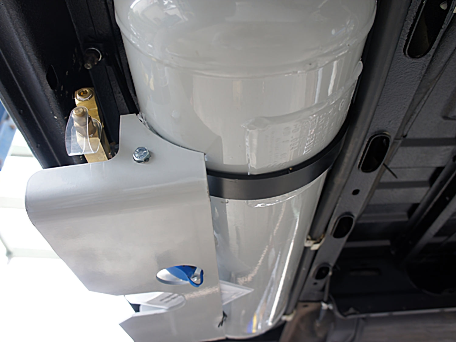 Larger Capacity LP Tank w/Level Indicator - OVERLANDERS Outfitter
