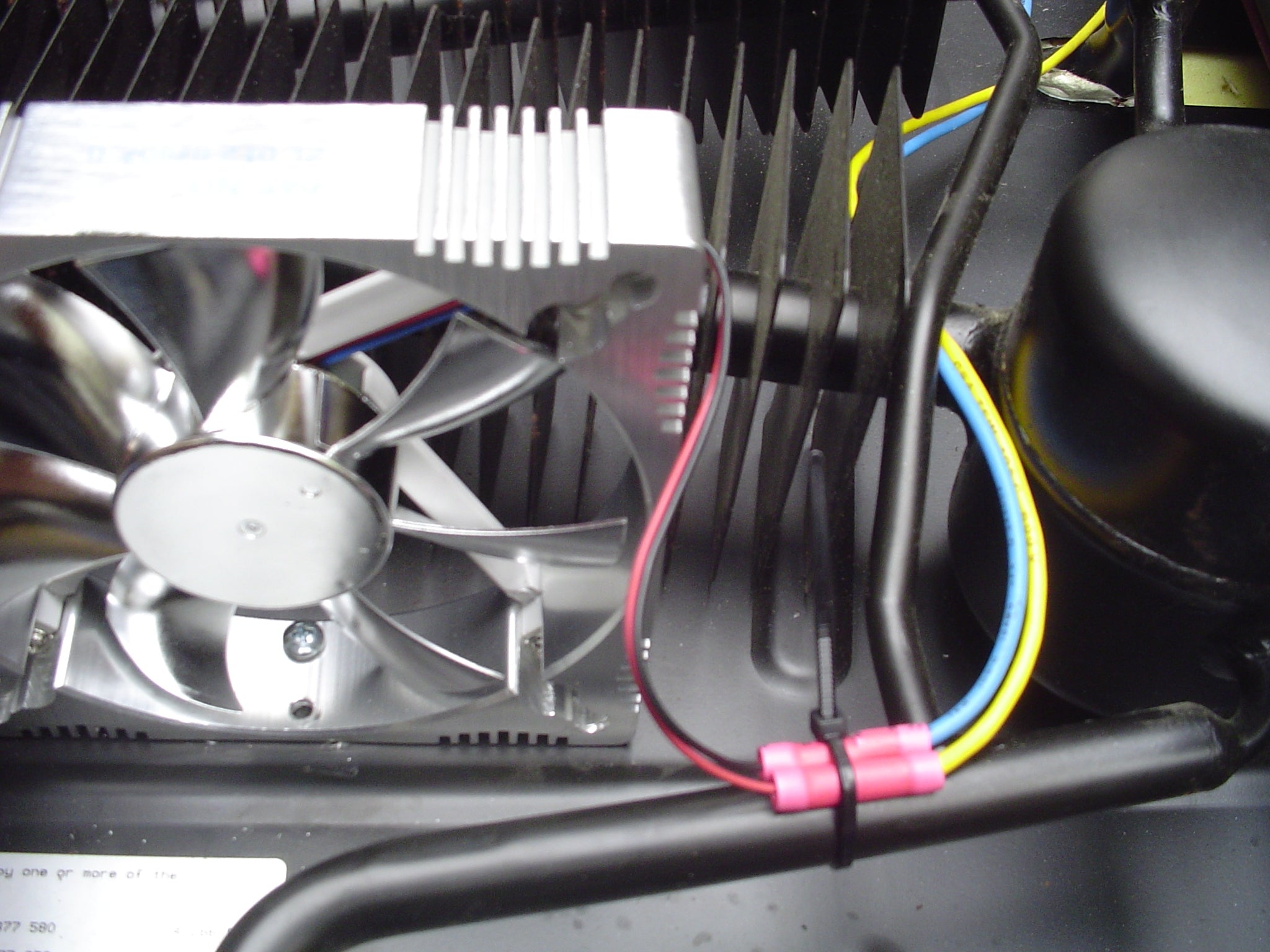 Retrofit Refrigerator Fan [Vanagon] - OVERLANDERS Outfitter