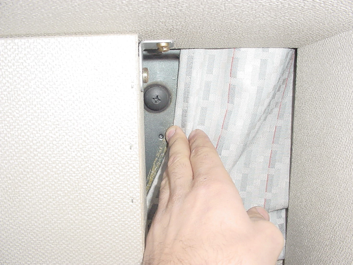 Retractable Seat Belt Cabinetry Finishing Kit - OVERLANDERS Outfitter